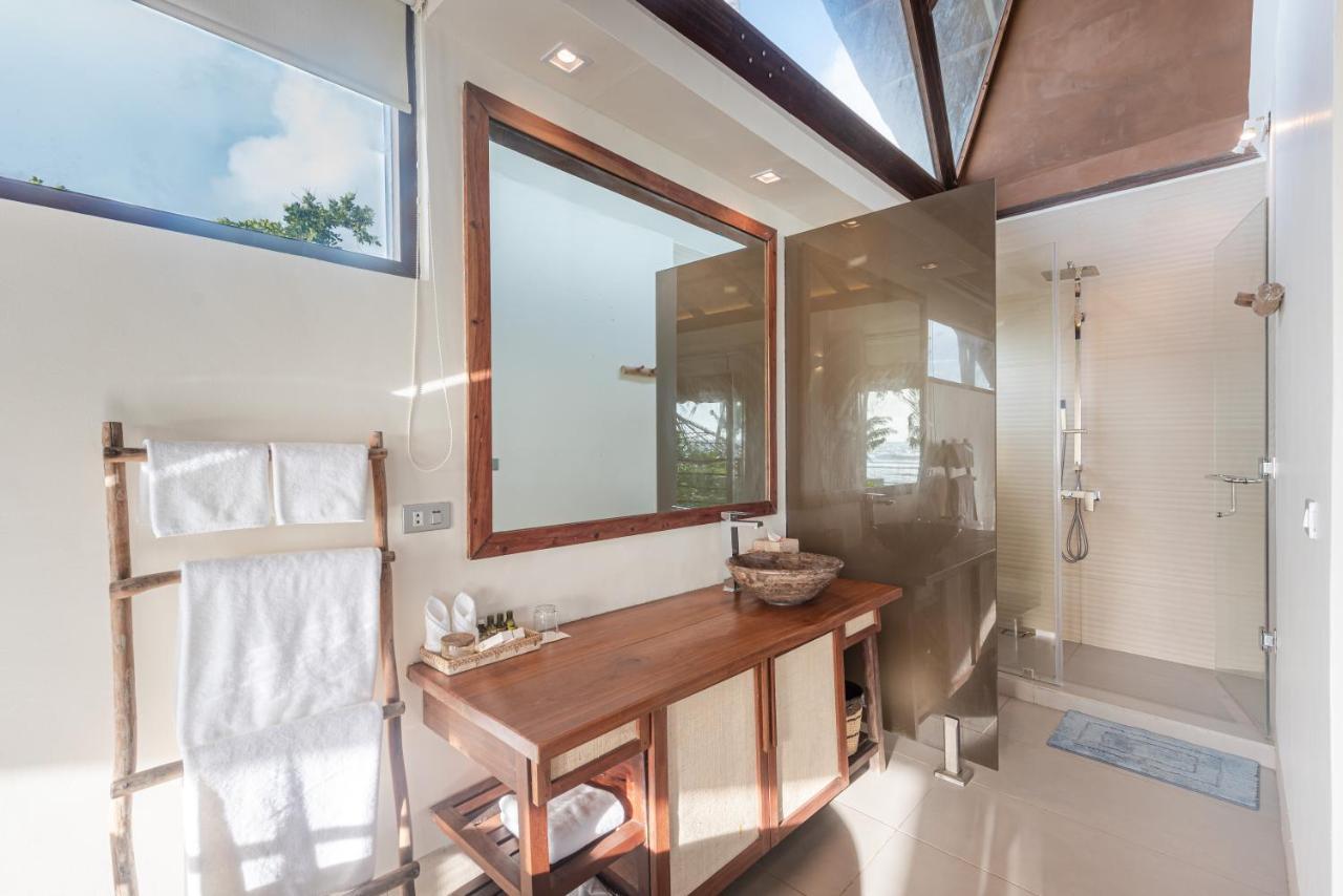 L'Osteria Luxe Beachfront B&B Хенерал Луна Екстериор снимка
