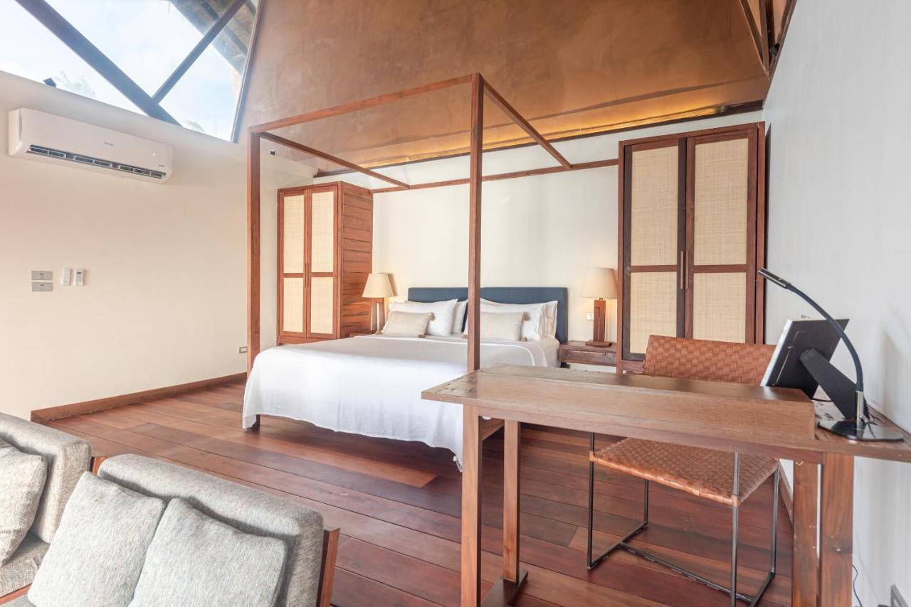 L'Osteria Luxe Beachfront B&B Хенерал Луна Екстериор снимка