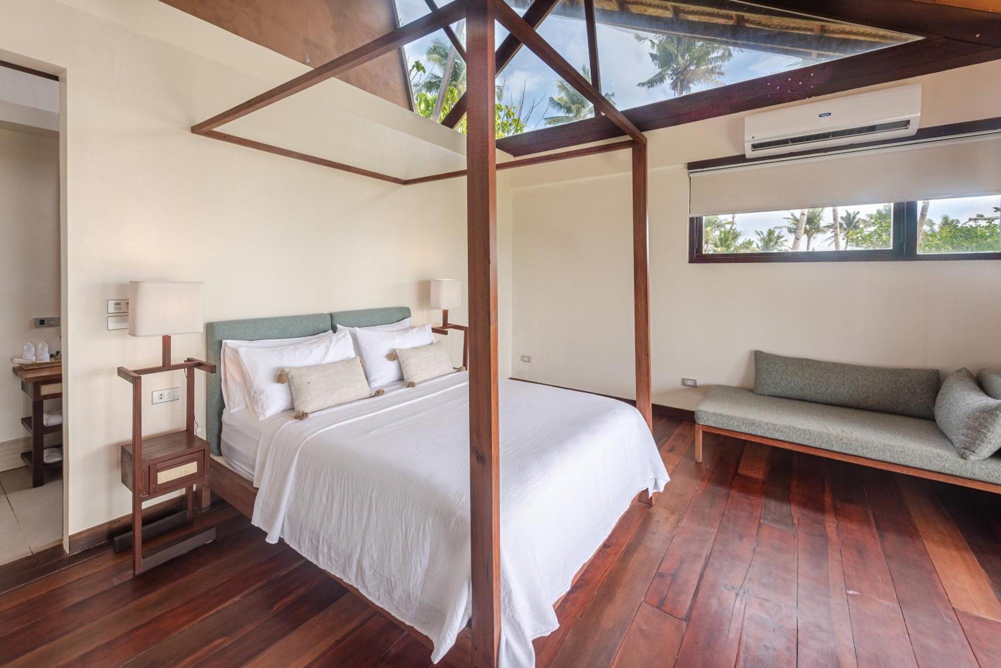 L'Osteria Luxe Beachfront B&B Хенерал Луна Екстериор снимка